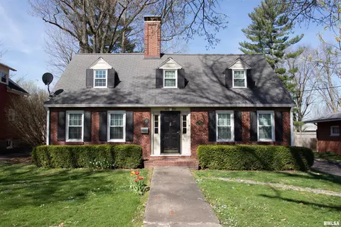 347 N Webster St, Jacksonville, IL 62650