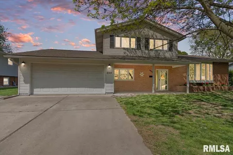 2313 W Iles Ave, Springfield, IL 62704