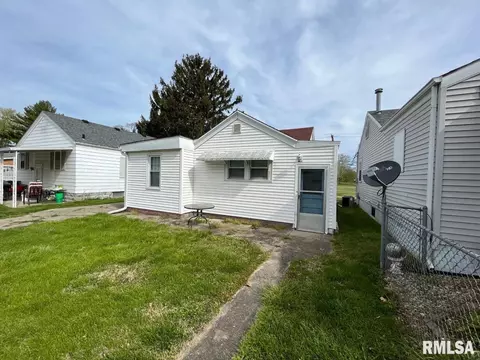 1730 E Stanford Ave, Springfield, IL 62703 photo 3