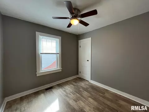 1730 E Stanford Ave, Springfield, IL 62703 photo 8