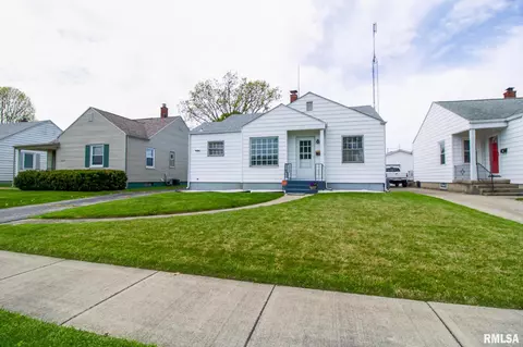2033 Marland St, Springfield, IL 62702