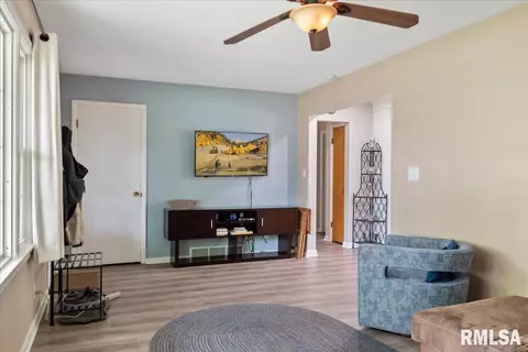 12 Oxford Rd, Springfield, IL 62702 photo 9