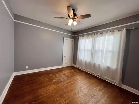 2133 N 8th St, Springfield, IL 62702 photo 13