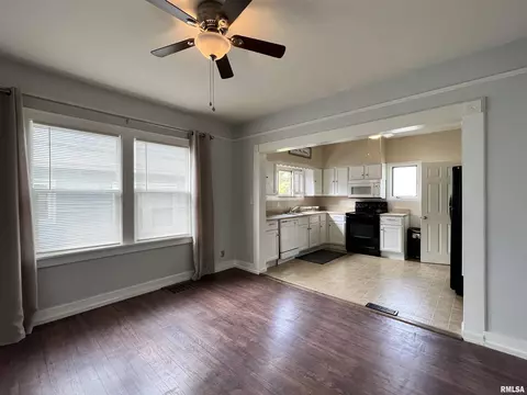 2133 N 8th St, Springfield, IL 62702 photo 7