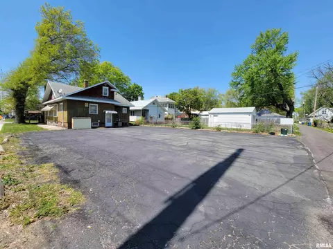 1728 S 7th St, Springfield, IL 62703 photo 4