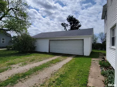 417 Logan St, Emden, IL 62635 photo 42