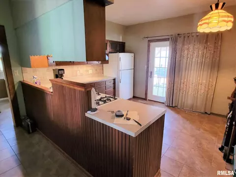 417 Logan St, Emden, IL 62635 photo 7