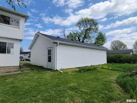 417 Logan St, Emden, IL 62635 photo 41