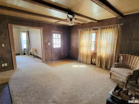 417 Logan St, Emden, IL 62635 photo 8