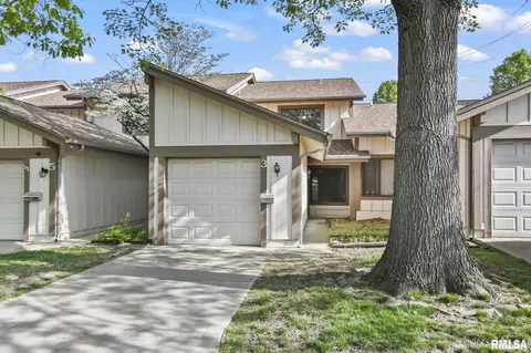 3 Redwood Ln, Springfield, IL 62704