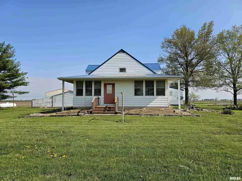 27299 W Frontage Rd, Farmersville, IL 62533