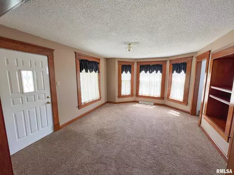 708 S Abba St, Gillespie, IL 62033 photo 15