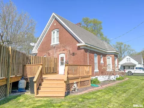 708 S Abba St, Gillespie, IL 62033 photo 5