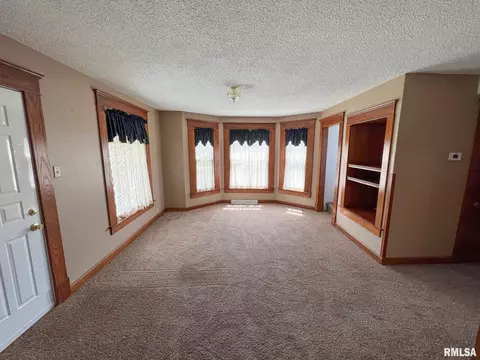 708 S Abba St, Gillespie, IL 62033 photo 20
