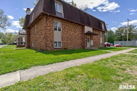1001 S 1st St, Springfield, IL 62704 photo 2