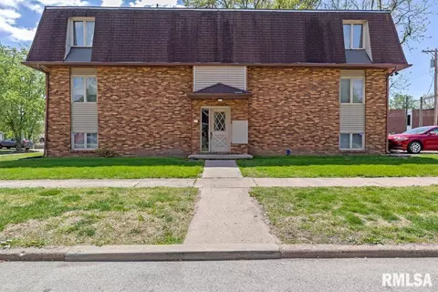 1001 S 1st St, Springfield, IL 62704