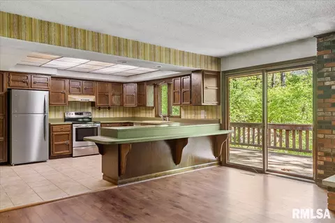 2320 E Lake Shore Dr, Springfield, IL 62712 photo 15