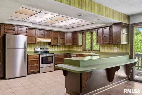 2320 E Lake Shore Dr, Springfield, IL 62712 photo 18