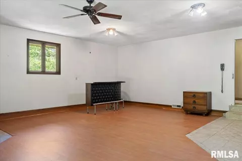 2320 E Lake Shore Dr, Springfield, IL 62712 photo 22