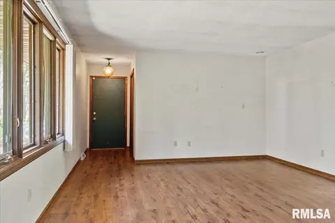 2320 E Lake Shore Dr, Springfield, IL 62712 photo 11