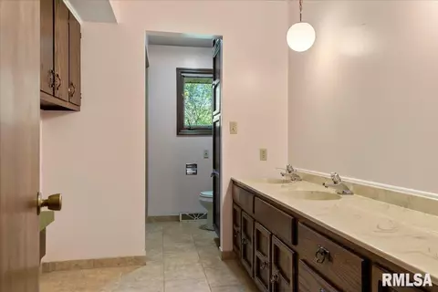 2320 E Lake Shore Dr, Springfield, IL 62712 photo 25