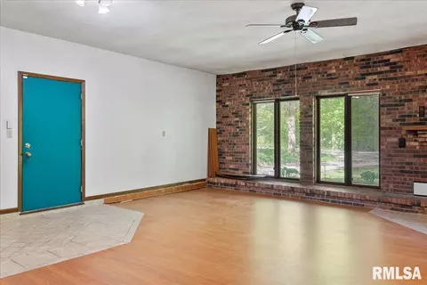 2320 E Lake Shore Dr, Springfield, IL 62712 photo 24