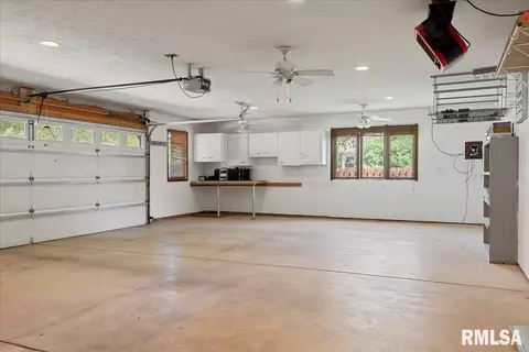 1630 Fairmont Dr, Springfield, IL 62702 photo 19