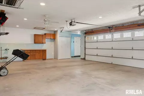 1630 Fairmont Dr, Springfield, IL 62702 photo 20