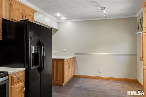 1630 Fairmont Dr, Springfield, IL 62702 photo 11
