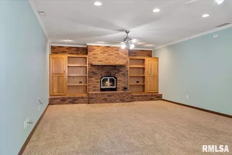 1630 Fairmont Dr, Springfield, IL 62702 photo 14