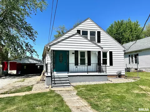 721 S Diamond St, Jacksonville, IL 62650