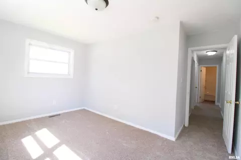 912 S 24th St, Springfield, IL 62703 photo 11