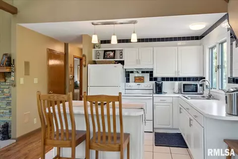242 Stephenson Ln, Springfield, IL 62707 photo 19