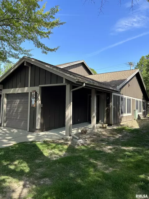 39 Redwood Ln, Springfield, IL 62704 photo 1