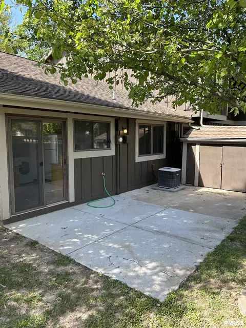 39 Redwood Ln, Springfield, IL 62704 photo 16