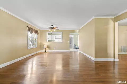 2905 Rainier Dr, Springfield, IL 62704 photo 6