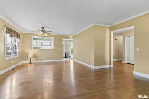 2905 Rainier Dr, Springfield, IL 62704 photo 7
