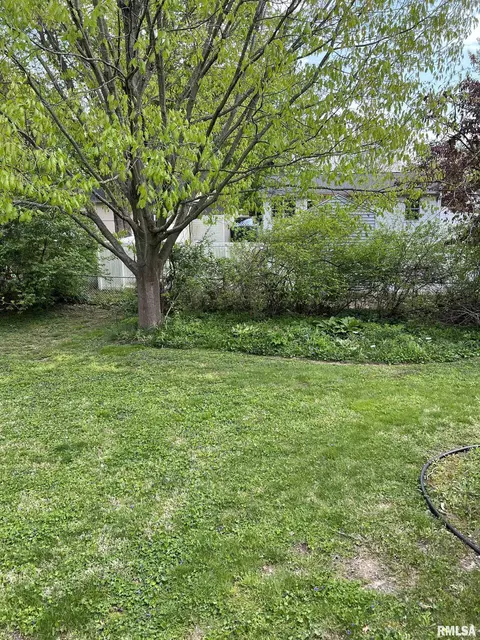 3804 Thrush Ln, Springfield, IL 62707 photo 23