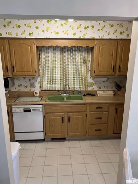3804 Thrush Ln, Springfield, IL 62707 photo 8