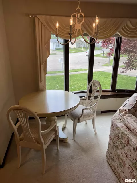 3804 Thrush Ln, Springfield, IL 62707 photo 6