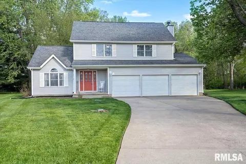 11628 Orange Ln, Glenarm, IL 62536