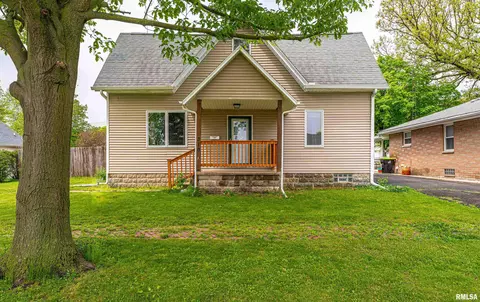 310 N Belmont St, Mount Pulaski, IL 62548