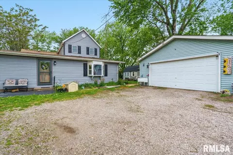14499 E Oakford Ave, Oakford, IL 62673