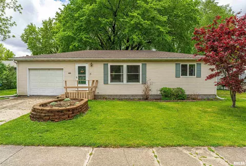 405 NW Vine St, Atlanta, IL 61723