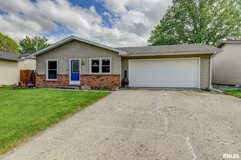 128 Hawkeye Way, Springfield, IL 62707 photo 2