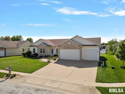 239 Maggie Dr, Springfield, IL 62707 photo 4