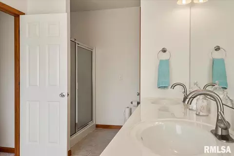 239 Maggie Dr, Springfield, IL 62707 photo 32