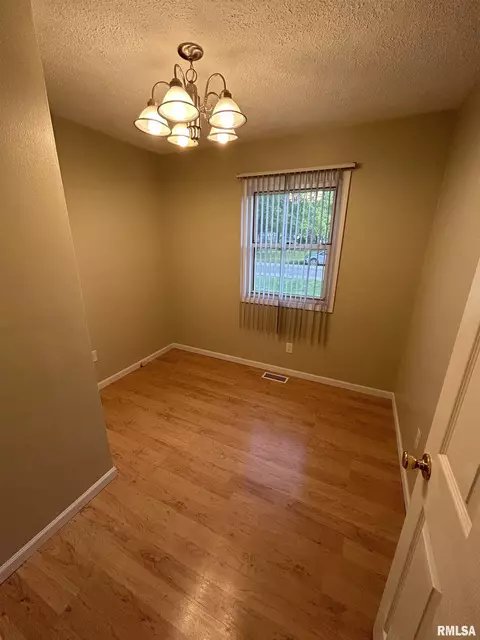 13 Gettysburg Dr, Springfield, IL 62702 photo 12
