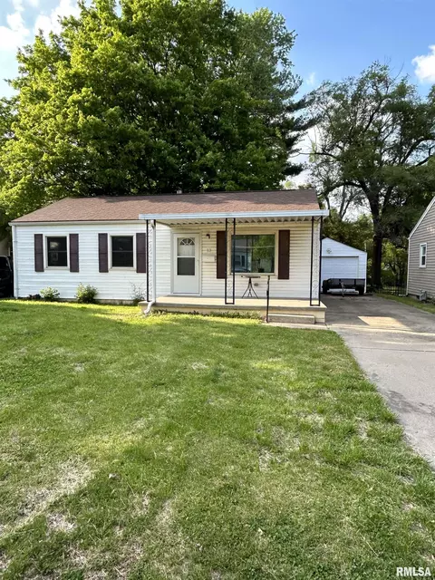 13 Gettysburg Dr, Springfield, IL 62702 photo 2
