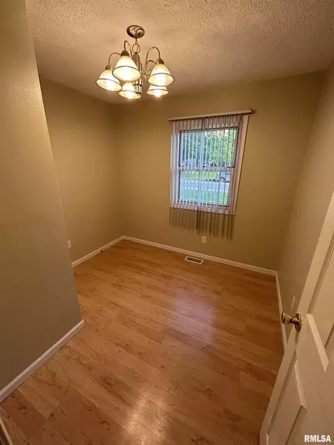 13 Gettysburg Dr, Springfield, IL 62702 photo 9